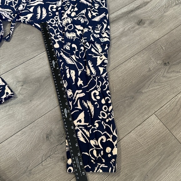 Anthropologie Hei Hei Harem Cargo Pants- Navy Cream size Medium - Picture 15 of 16